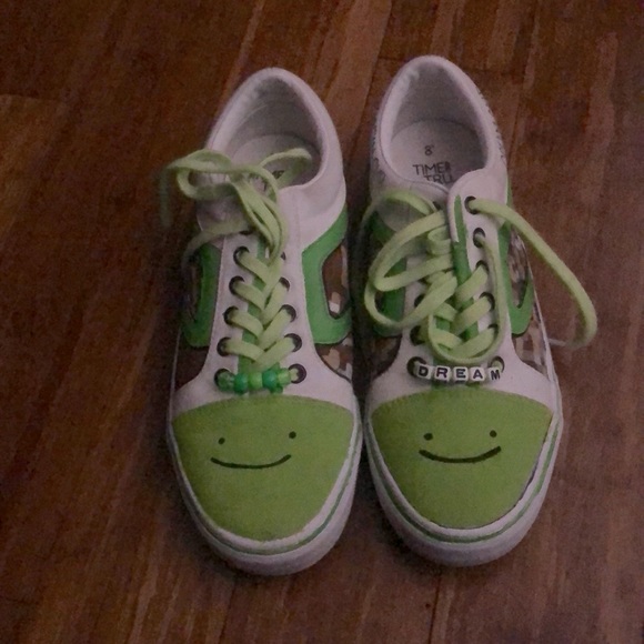 Time and Tru Shoes - Custom Made - Dream SMP Shoes